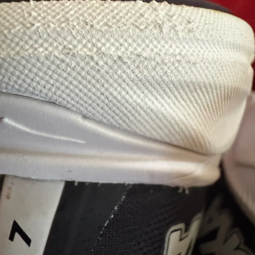 Hoka Arahi 7 - Picture 8 of 9